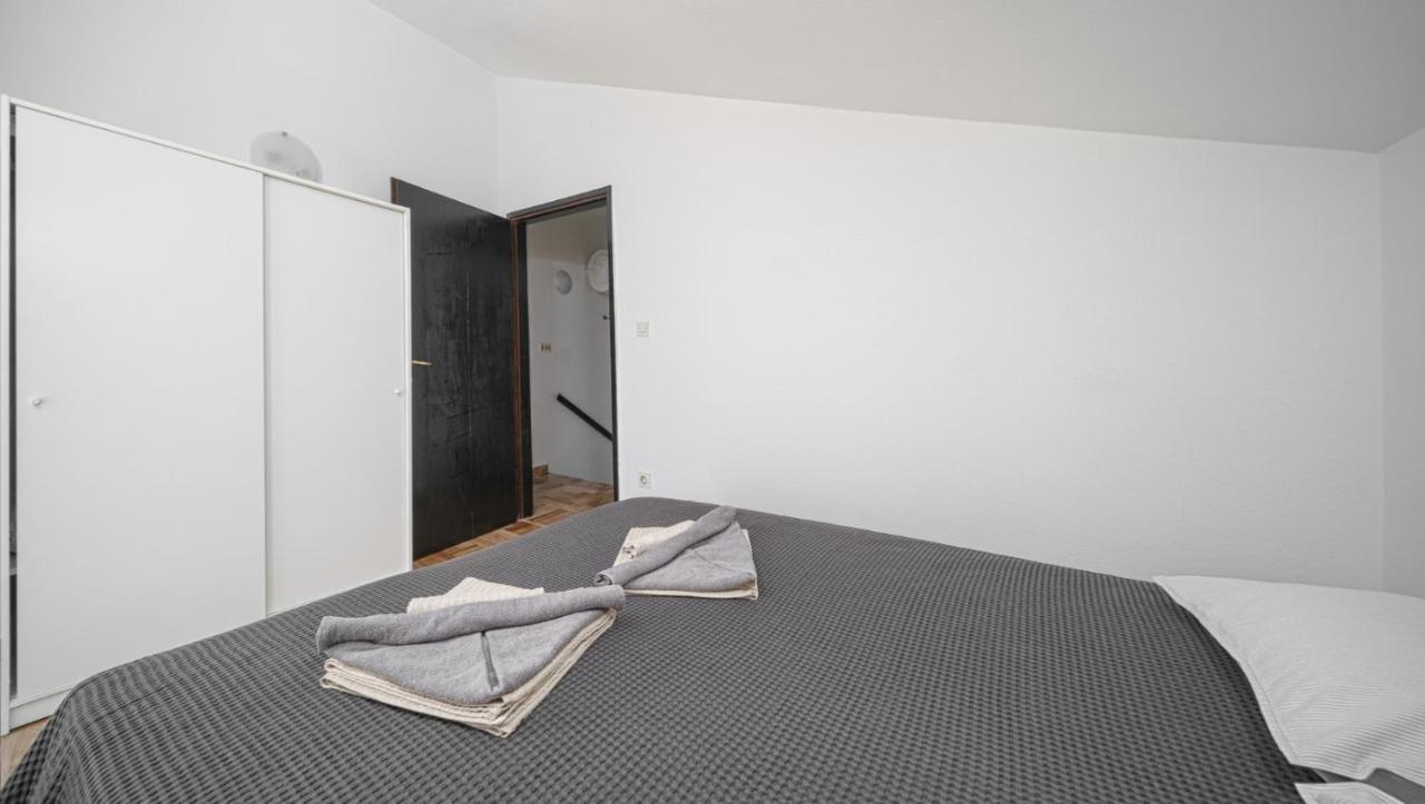House Podraduc * Murter